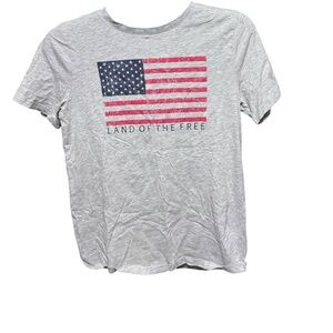 Liberty Park kids Tee Size Large